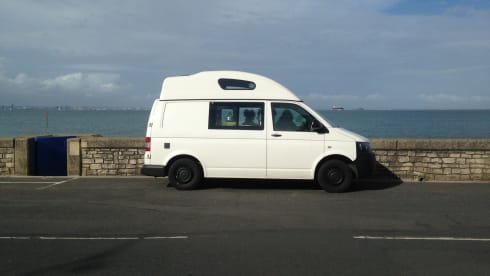 IslebeVanishing – Noleggio camper Isola di Wight VW T5 Transporter