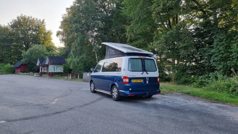 Lucky – Vivez l'aventure à quatre avec cette caravane amusante !