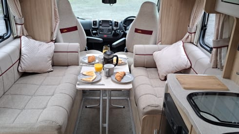 Lennon – 4 berth Motorhome - spacious and suitable for families in all seasons