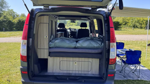 2-person Mercedes-Benz Vito camper van from 2011