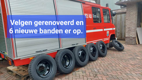 Harrie – Harrie - Fire brigade camper Mercedes 4-p