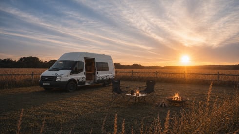 Freddie –  Conversione moderna di un furgone · Energia solare · Alimentazione autonoma a 240 V