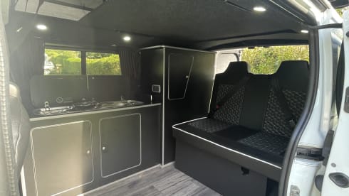 Lexi – 4 berth Vauxhall vivaro 