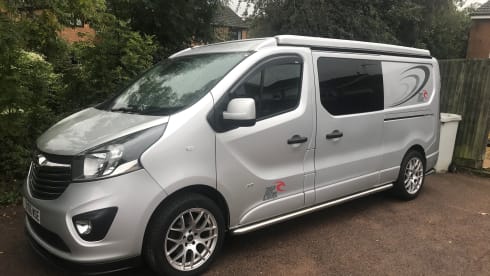 Apollo – 4 berth Campervan (Option to upgrade to 6 Berth with Drive away awning)