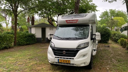 Heerlijk onderweg  – 4p Challenger semi-integrated from 2017