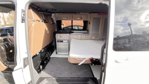 Vanellope – Modern VW T6.1 Campervan | 4 Berth | ULEZ | Solar | Diesel Heater