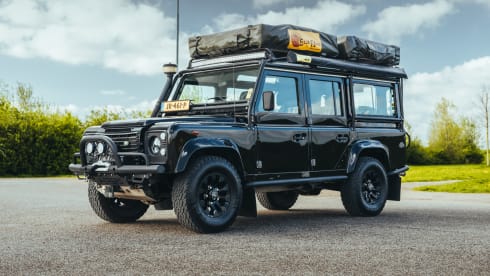 Dora – 5p Land Rover rooftop from 2000