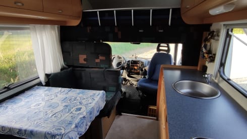 Nice compact camper with spacious kitchen