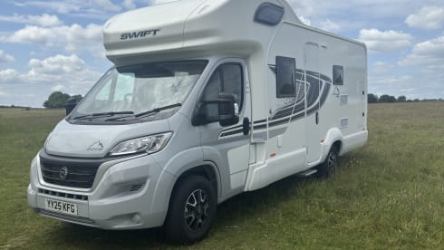 Modern 2025 6 Berth 6 Belted Seat Swift Edge 