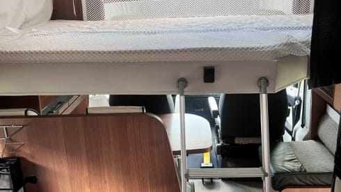 Breezer – Very complete and luxurious camper LMC 4 persons