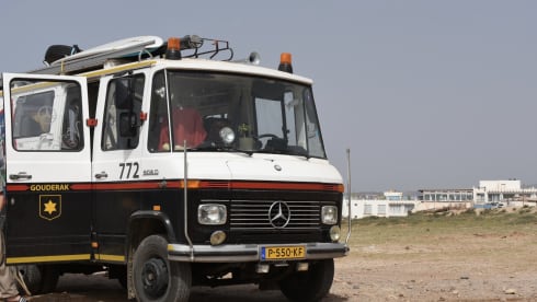 Barry – Unique off-grid oldtimer Mercedes 508 camper
