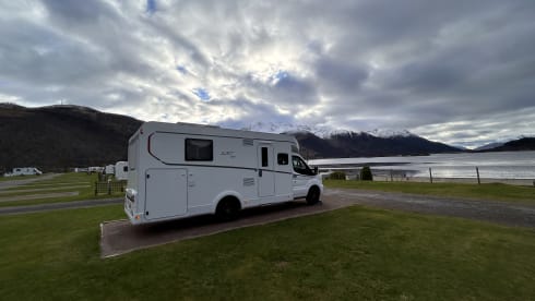 Dignity  – Insurance Included, Luxury Van 4 with Fixed Bed 