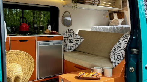 Spike – 3 berth Mercedes-Benz campervan from 2016