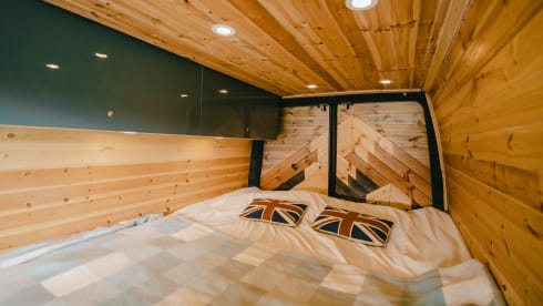 Colman  – Colman off-grid camper