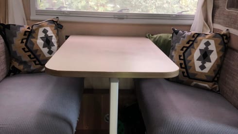 Louis, Camper to Go – Luxurious, spacious and comfortable Mc Louis Glamys 14, air conditioners, bunk beds
