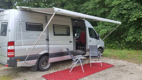 2p Mercedes-Benz all comfort also off-grid 