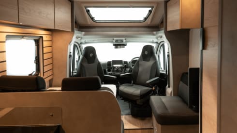 Jura – Elddis Whirlwind GT 74DI (modello 2027), 4 posti letto