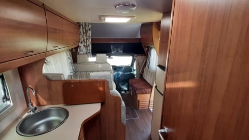 Eura Mobil 4p Familiencamper 