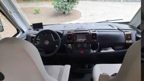 4p McLouis integrated from 2019 with air conditioning, 230v permanent 