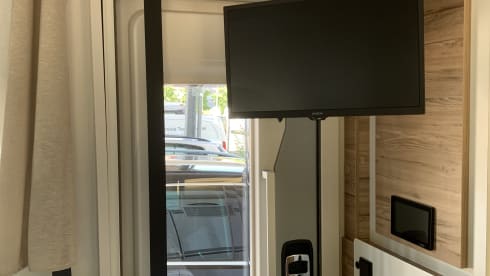 Wunderschöner Pilote 696 D , mit Großem Bad im Heck