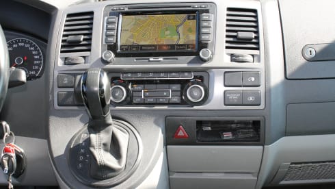 Wonderfully luxurious VW T5 California Beach Automatic