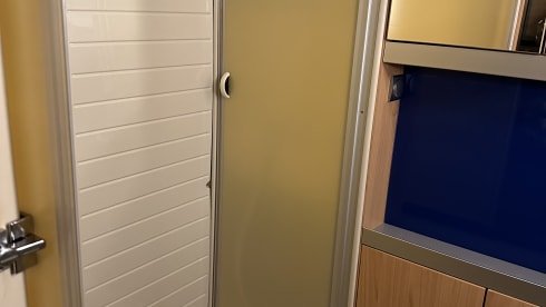 Bürstner semi-integrated 4 belts 2008