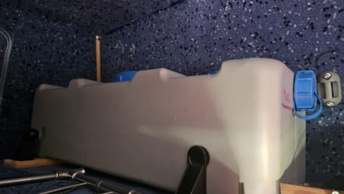 Poros – Poros: the compact van that you park like a car