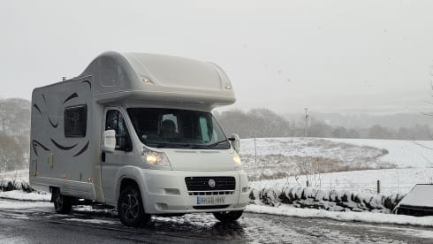 Family Fiat Bessacarr  5berth/5belt Motorhome Hire