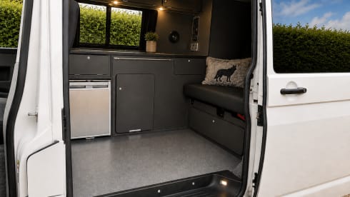Wolfie – Volkswagen-Campingbus mit 4 Schlafplätzen ab 2026