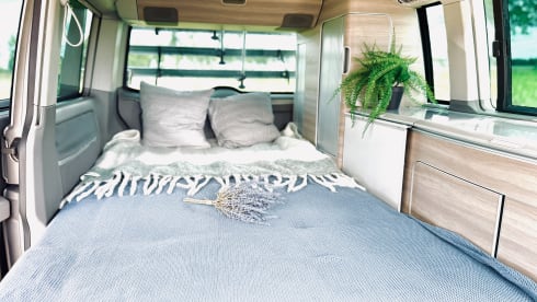 Vanessa – 4p Other campervan from 2024