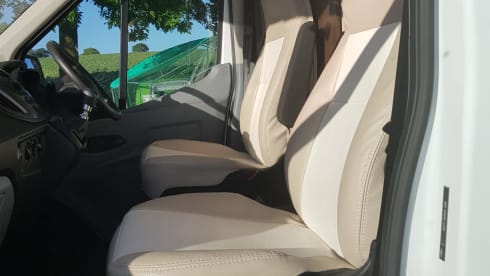 Ford Zefiro 675 – 6 berth with 6 belted seats - Motorhome in Essex