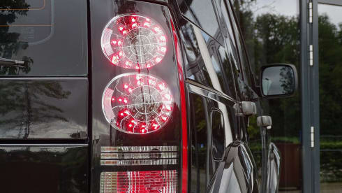 Disco – 2p Land Rover with roof tent 