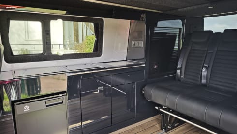 Freedom Kamper – Camping-car Volkswagen 4 places à partir de 2023