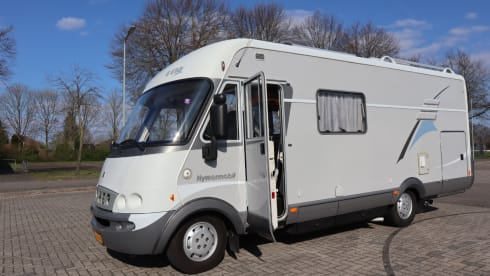 4p Hymer integrated from 2004