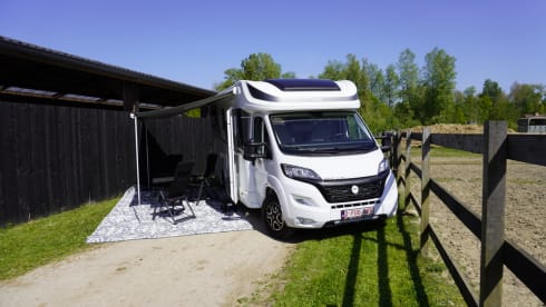 De Nomadex – 5p McLouis semi-integrated uit 2024