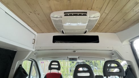 Flow  – On an adventure with this cool DIY Fiat Ducato MultiJet 150 185 HP