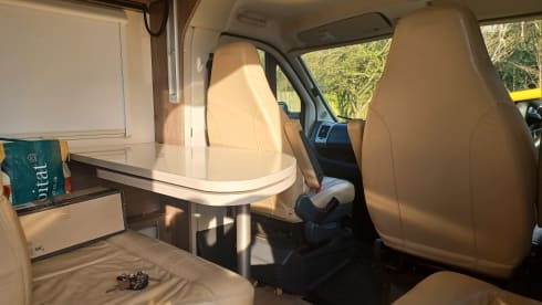 Liz – 4 berth Burstner Motorhome with Gasflow system and solar panels