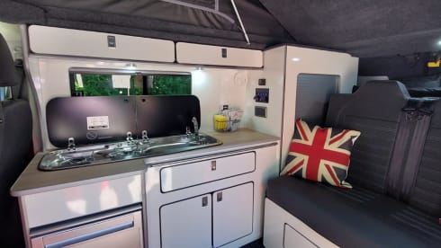 Blue Bell – 4 berth campervan for exciting escapes