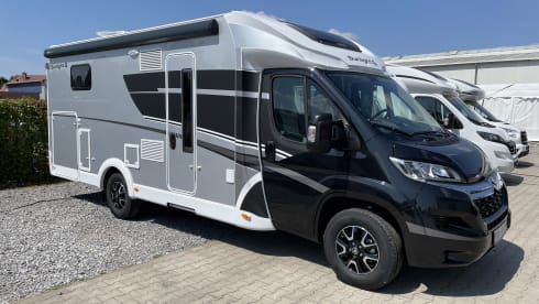 Blacky – Sunlight Adventure Edition T68
