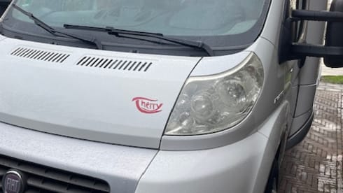 Aangenaam op de weg – 4p Fiat Ducato Giottiline semi-integrated from 2011
