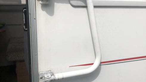 The Family Fun-Mobile – Camper completamente fuori rete / Famiglia 6 posti letto [3 zone notte separate,