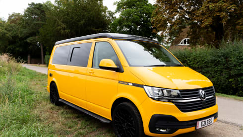 Eggy – 4 berth Volkswagen campervan from 2023