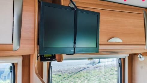 De bergveroveraar – 4p Challenger semi-integrated from 2009