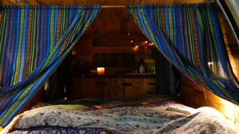 Kashtan  – Beautiful Quirky Camper  - heated - insurance included 