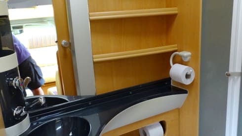 Colorado – Kompakter Camper, kurze Aussenmaße, aber trotzdem mit allem ausgestattet. 