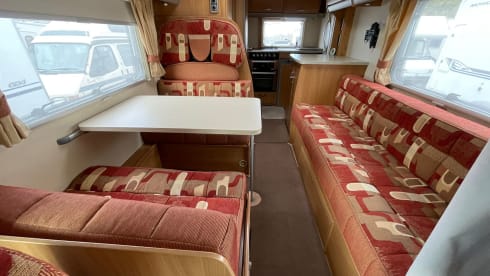 Sundance  – 5 berth Swift alcove from 2009