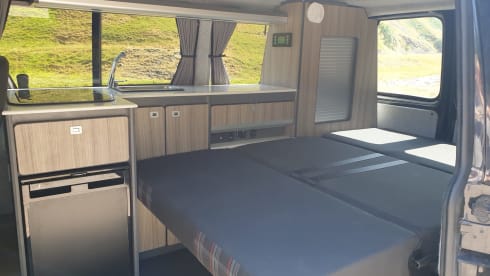 Volkswagen T6 campervan 