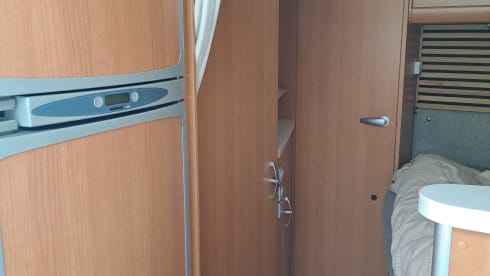 3-seater Knaus semi-integrated from 2026