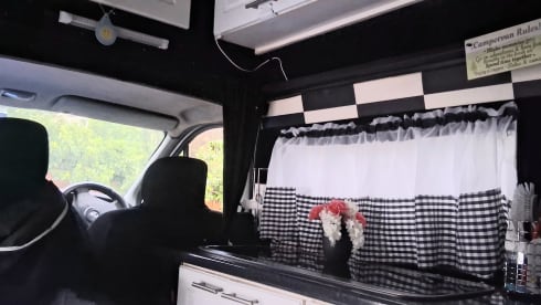 VIV – 2 berth chequered campervan from 2004