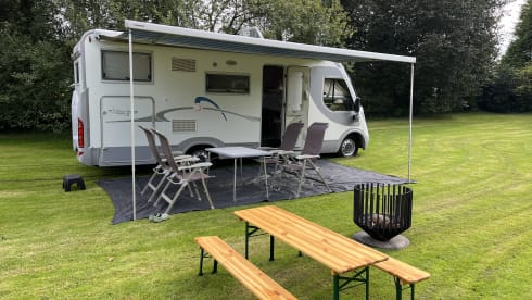 4p Adria Mobil integrated uit 2008